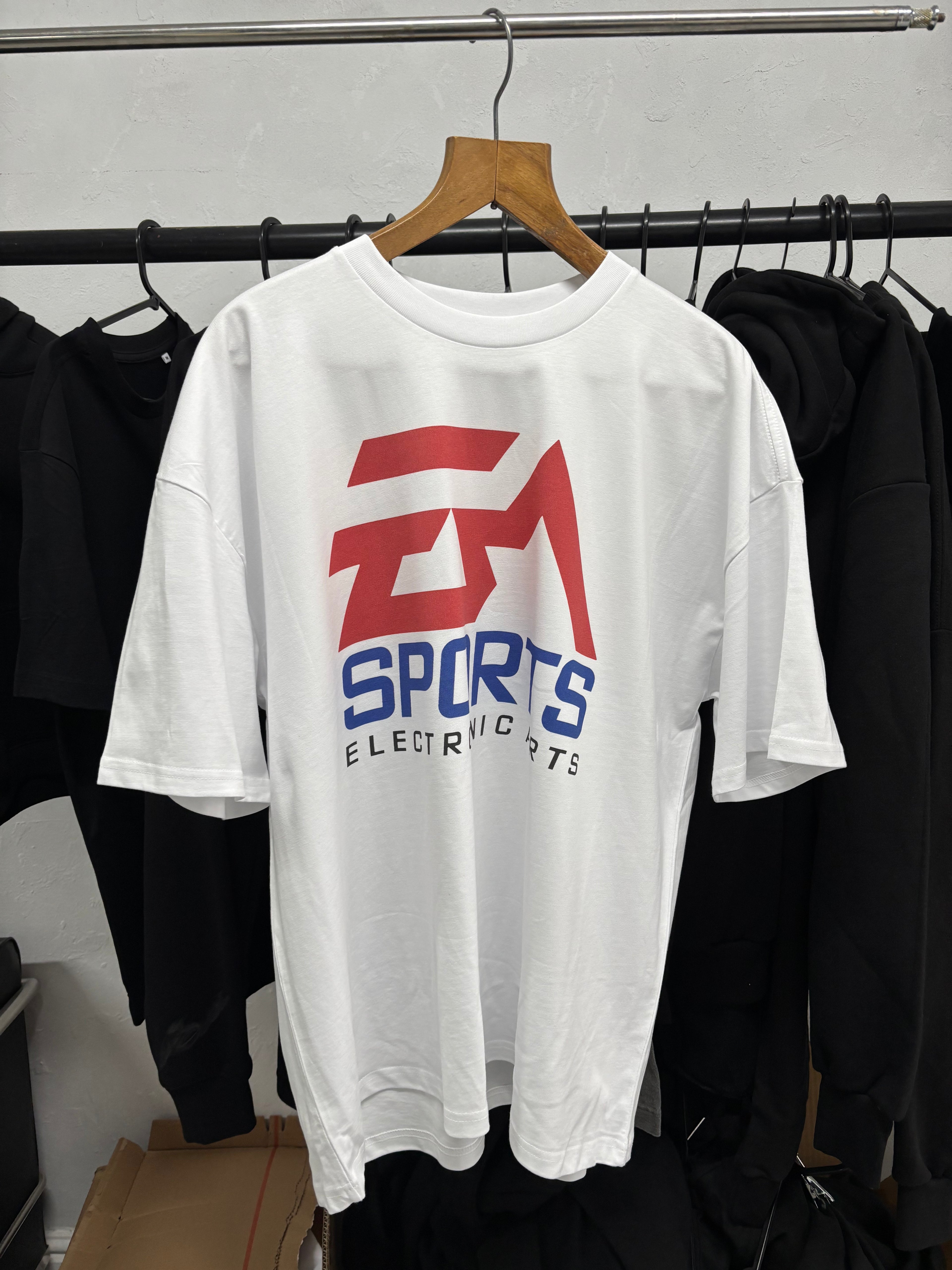 90's rare EA sports vintage white