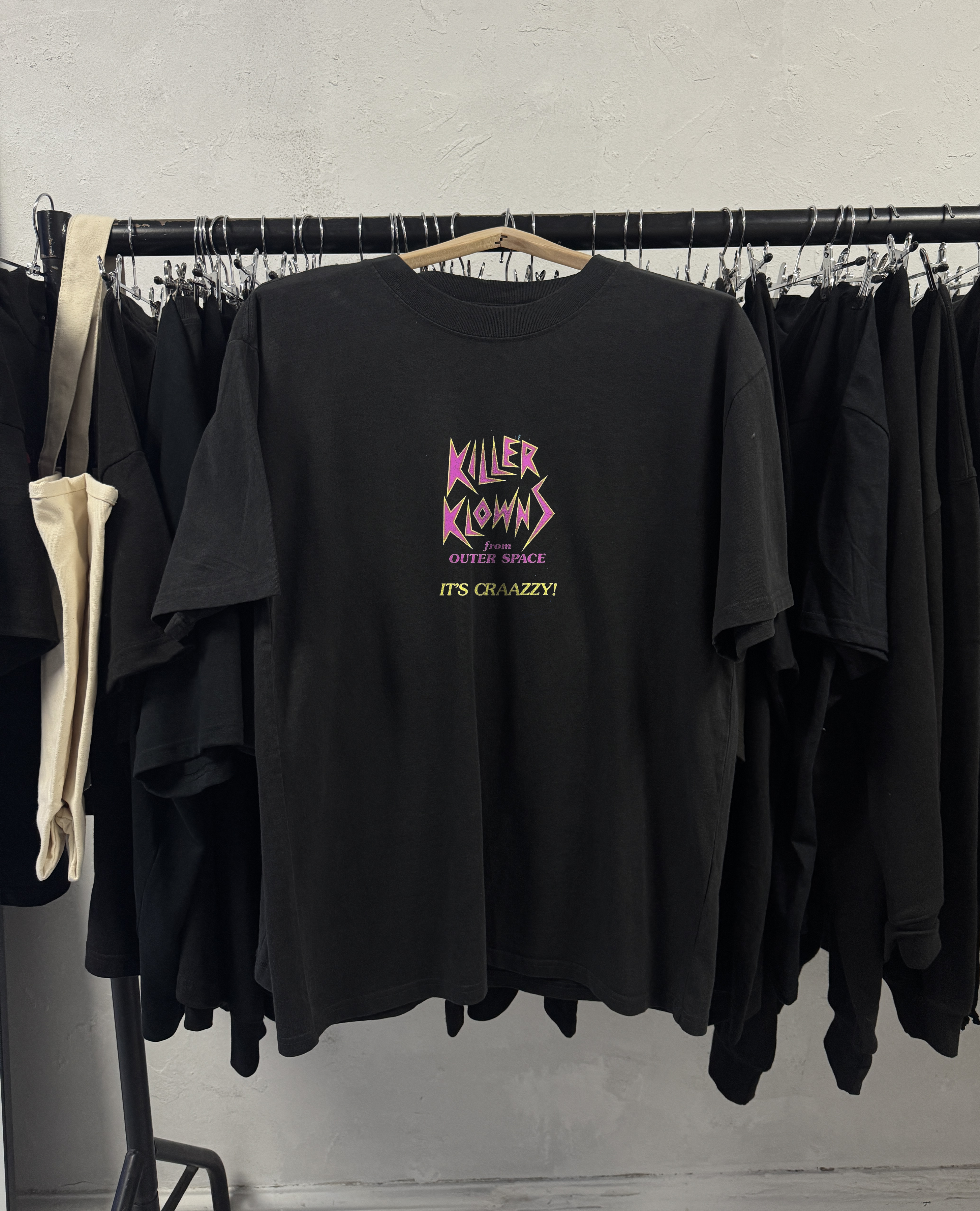 90's Killer Klowns from outer space vintage black graphic t-shirt